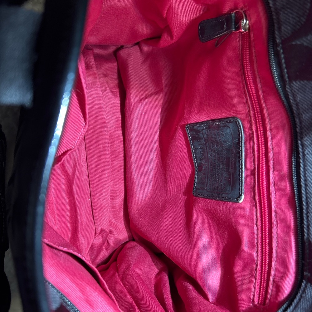 Coach F16552 Black Signature Tote Hot Pink Interior Zip Shoulder Bag
